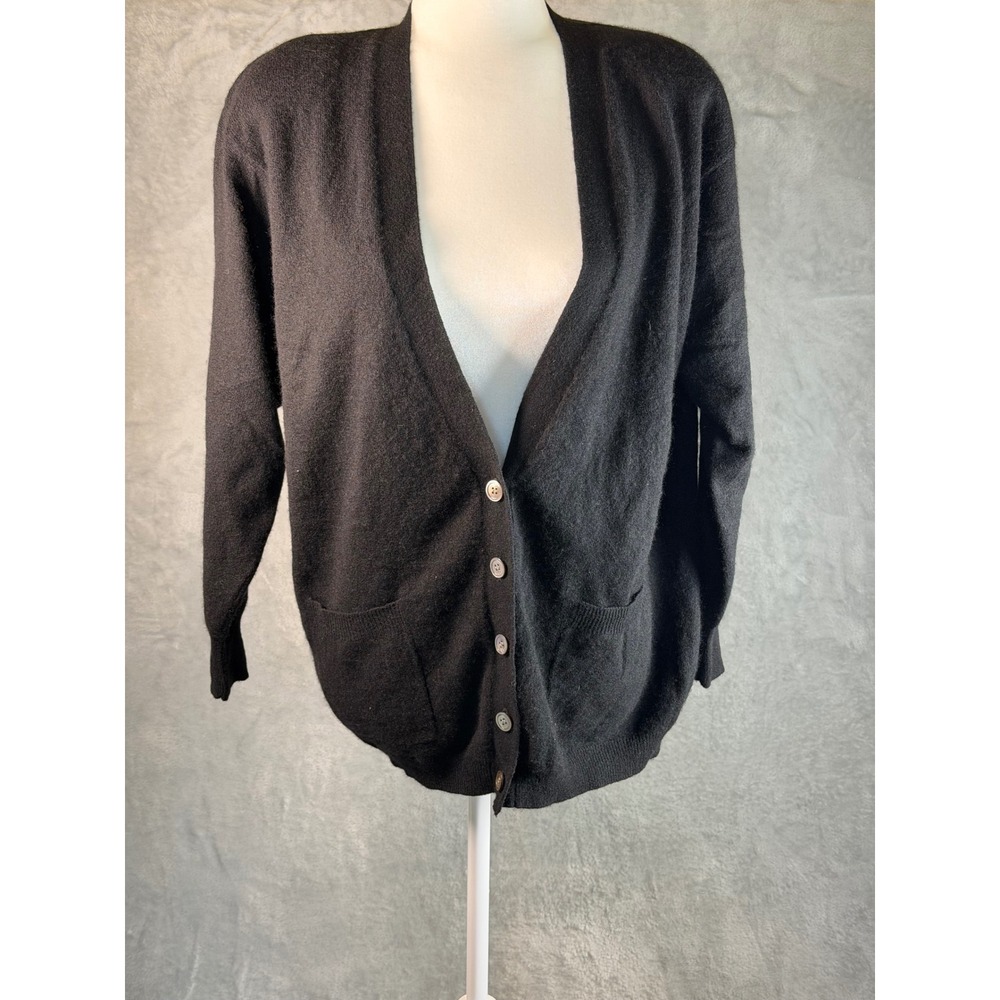 100% Cashmere Cardigan Womens S Black Button Pockets Preppy
Quiet Luxury